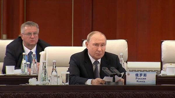 Ningún país puede garantizar su seguridad a expensas de otro, dice Putin sobre la crisis ucraniana - Sputnik Mundo