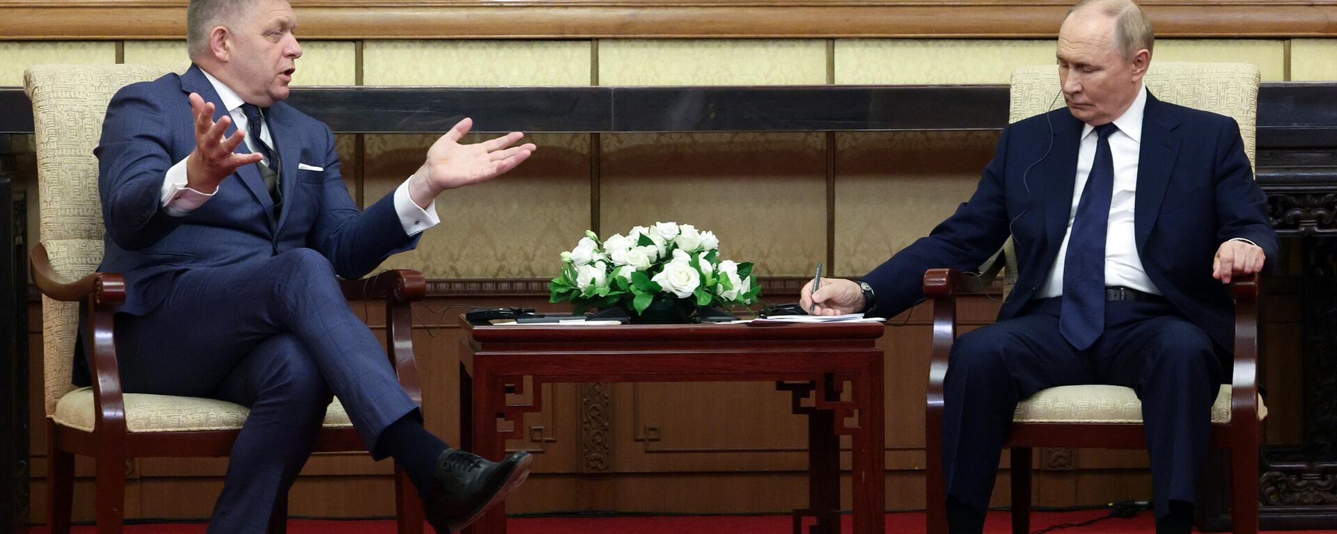 Robert Fico, premier ministro eslovaco, y Vladimir Putin, presidente ruso - Sputnik Mundo, 1920, 02.09.2025