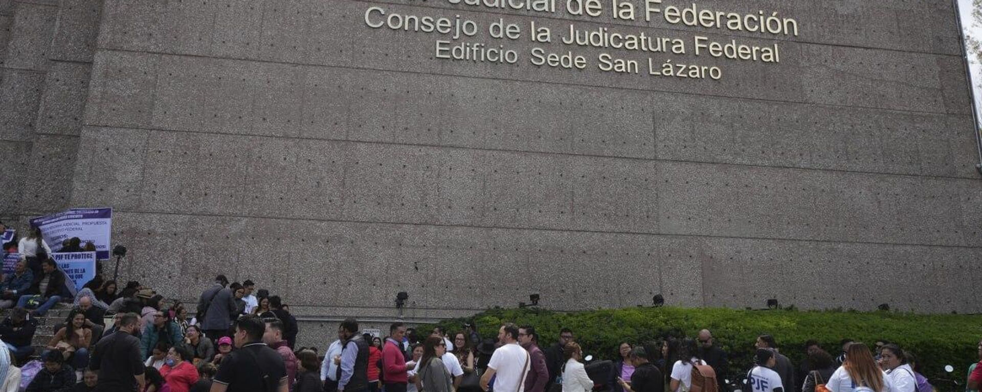 Se dispara el número de expedientes judiciales rezagados en México - Sputnik Mundo, 1920, 02.09.2025