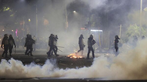 🪧¿Por qué es casi seguro que Washington está detrás de las protestas en Indonesia? - Sputnik Mundo