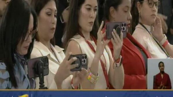 Observa la declaración del presidente Maduro, en la que denuncia el máximo nivel de presión que sufre el país latinoamericano - Sputnik Mundo