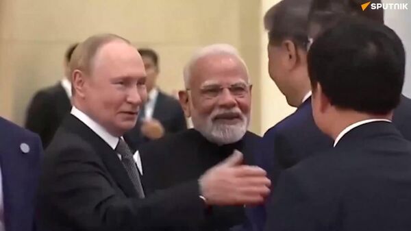 Rusia, la India y China configuran un nuevo orden mundial – Duguin Edición Digital - Sputnik Mundo