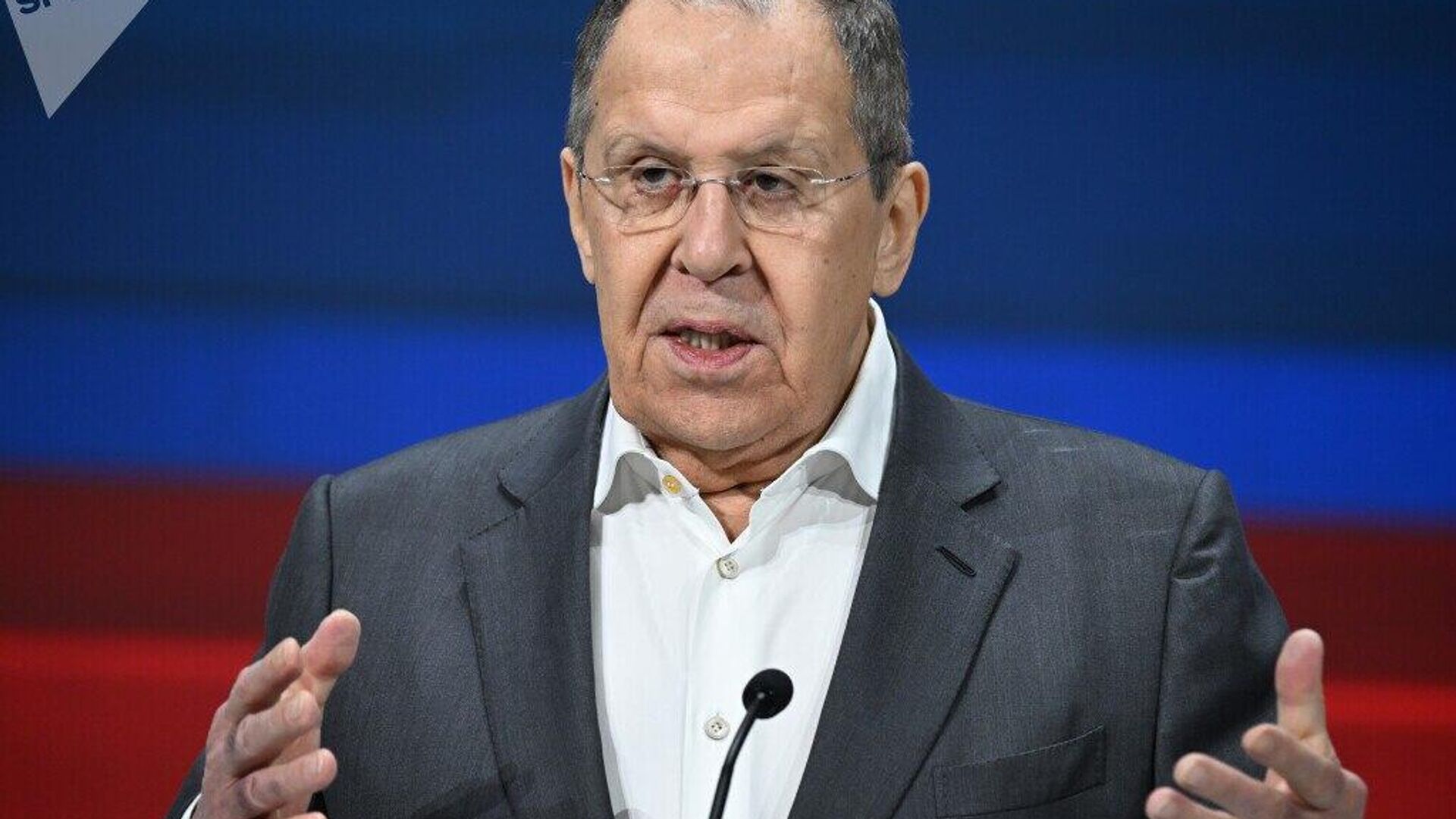 Lavrov afirma que Moscú desea continuar las negociaciones con Ucrania y menciona las nuevas realidades territoriales Lavrov afirma que Moscú desea continuar las negociaciones con Ucrania y menciona las nuevas realidades territoriales - Sputnik Mundo, 1920, 03.09.2025