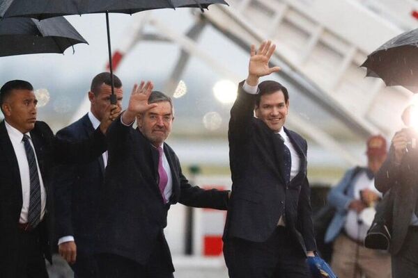 El canciller Rubio llega a México para su reunión con Sheinbaum El canciller Rubio llega a México para su reunión con Sheinbaum - Sputnik Mundo