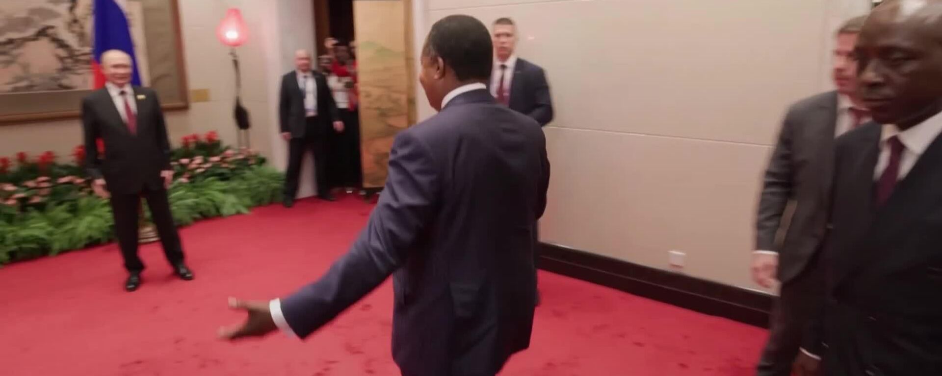 Presidentes de Rusia y la República del Congo mantuvieron conversaciones en Pekín - Sputnik Mundo, 1920, 03.09.2025