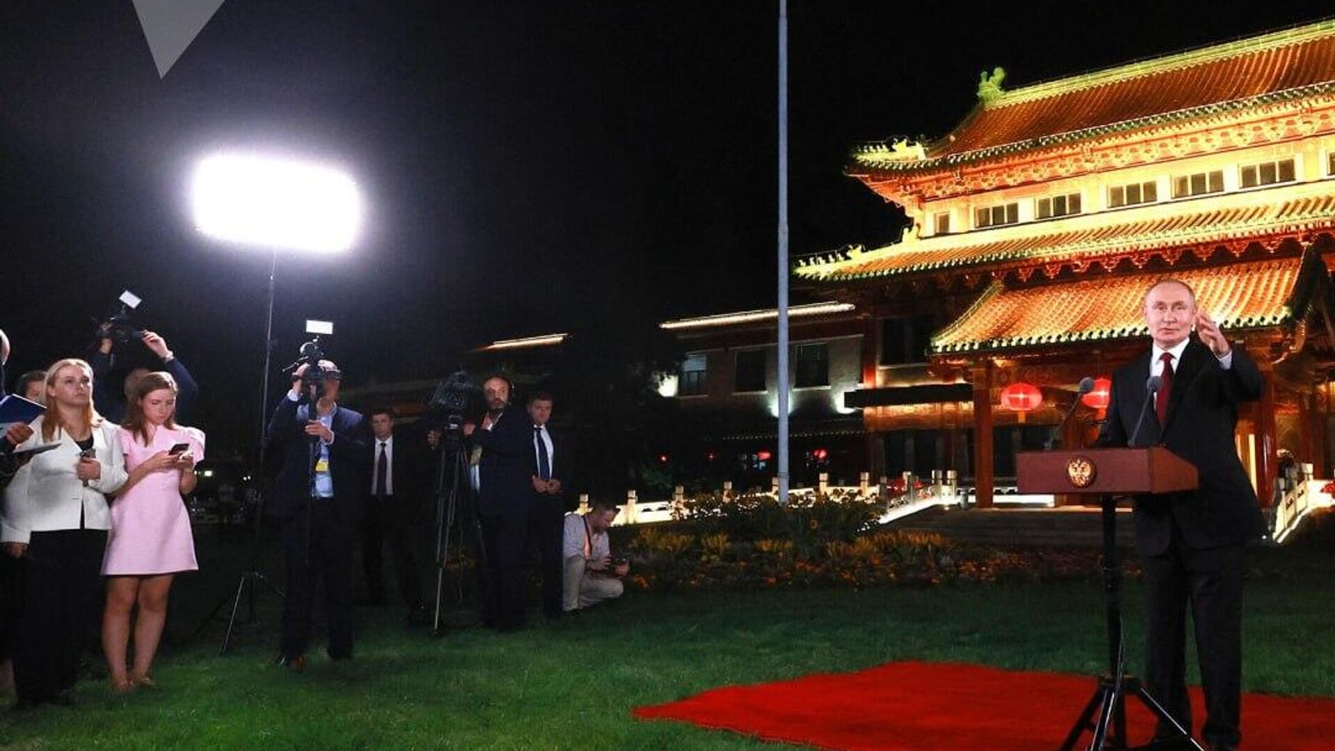 Conoce las principales declaraciones de Putin durante la rueda de prensa en Pekín: Conoce las principales declaraciones de Putin durante la rueda de prensa en Pekín: - Sputnik Mundo, 1920, 03.09.2025