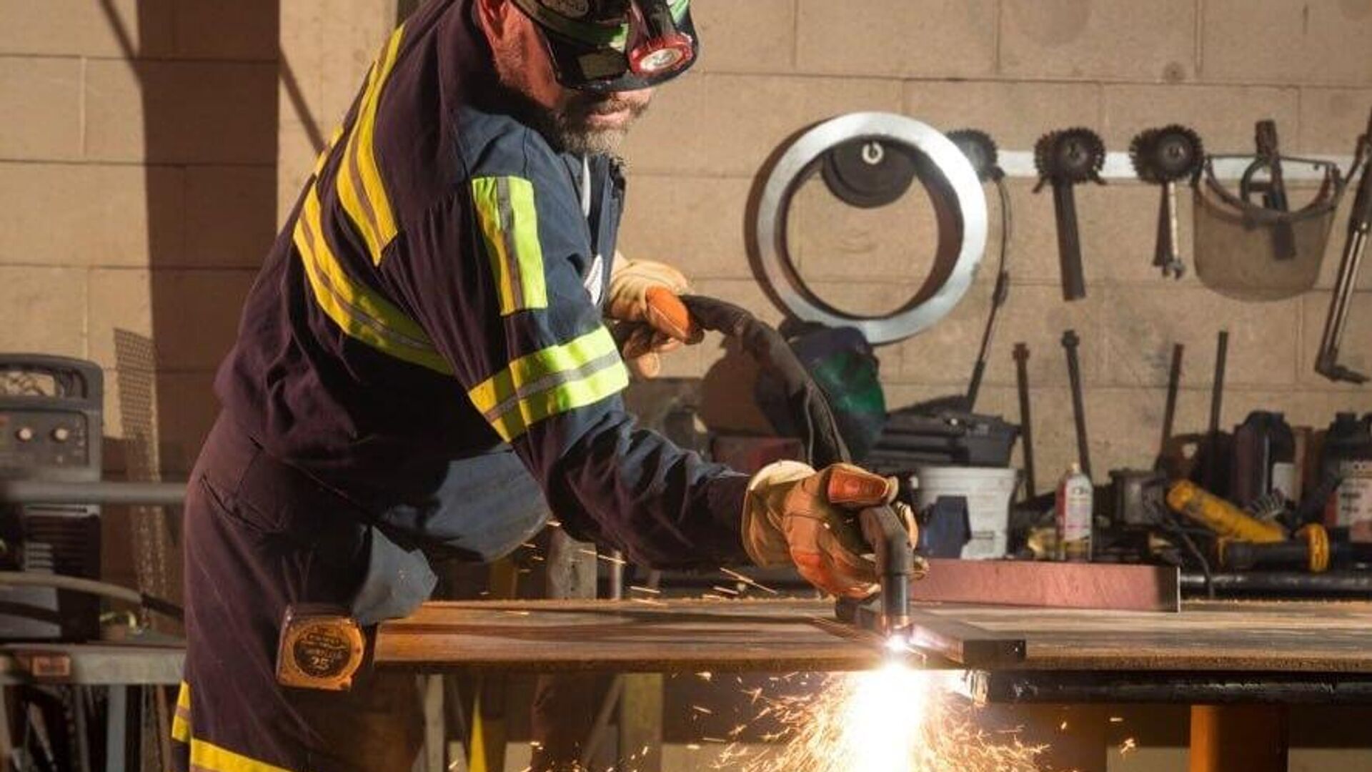 Sigue la desaceleración del empleo en EEUU: se crearon solo 54 Sigue la desaceleración del empleo en EEUU: se crearon solo 54 - Sputnik Mundo, 1920, 05.09.2025