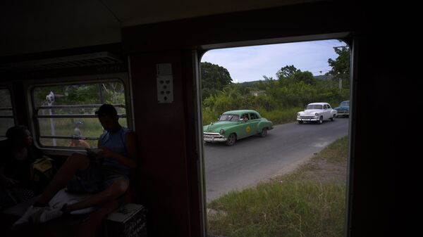 Automóviles en Cuba - Sputnik Mundo