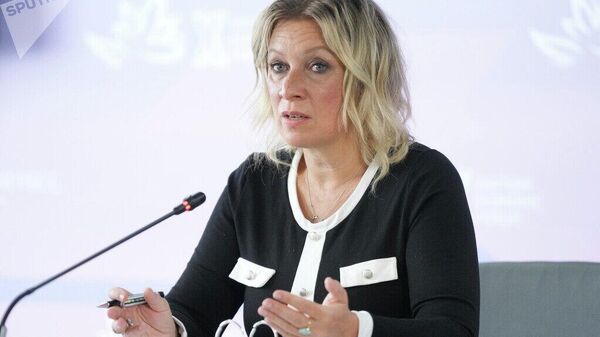 Rusia necesita tomar el camino difícil para preservar la cultura, asegura Zajárova - Sputnik Mundo