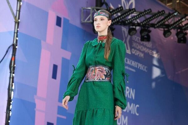 Así es la moda de diseñadores del Lejano Oriente ruso - Sputnik Mundo