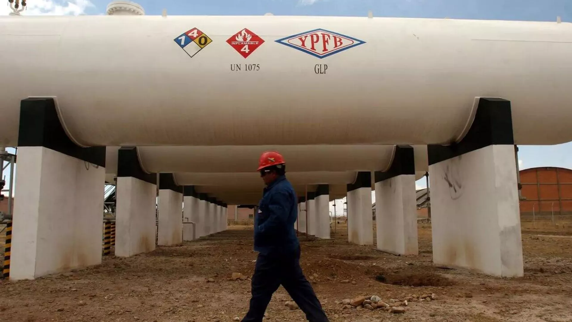 Bolivia se posiciona como una de las naciones con combustible más barato de Sudamérica Bolivia se posiciona como una de las naciones con combustible más barato de Sudamérica - Sputnik Mundo, 1920, 06.09.2025