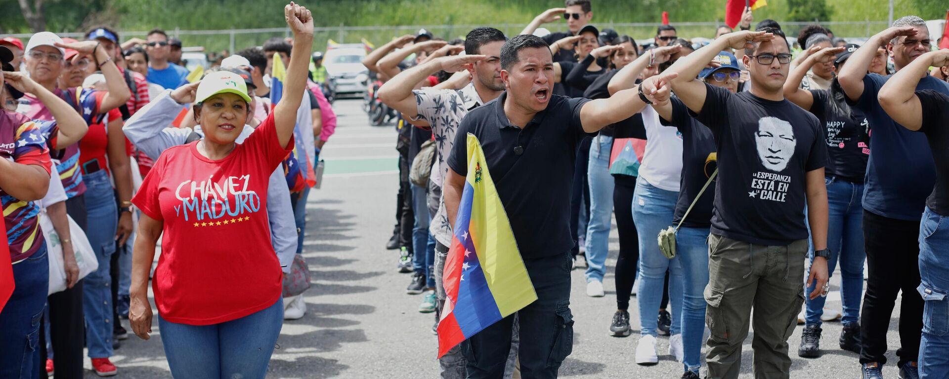 Las personas se han congregado en Venezuela para conformar la Milicia Nacional Bolivariana. - Sputnik Mundo, 1920, 07.09.2025