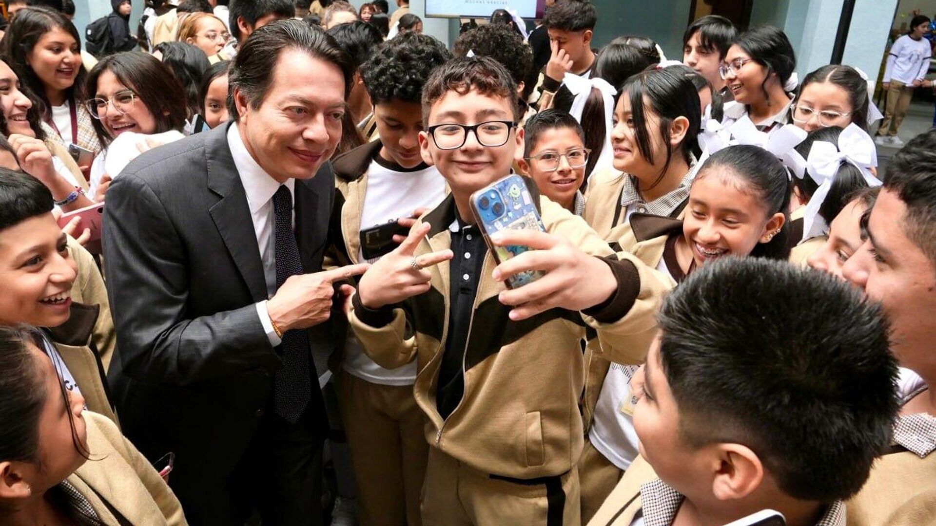 Cae el número de estudiantes de escuelas públicas en México - Sputnik Mundo, 1920, 09.09.2025