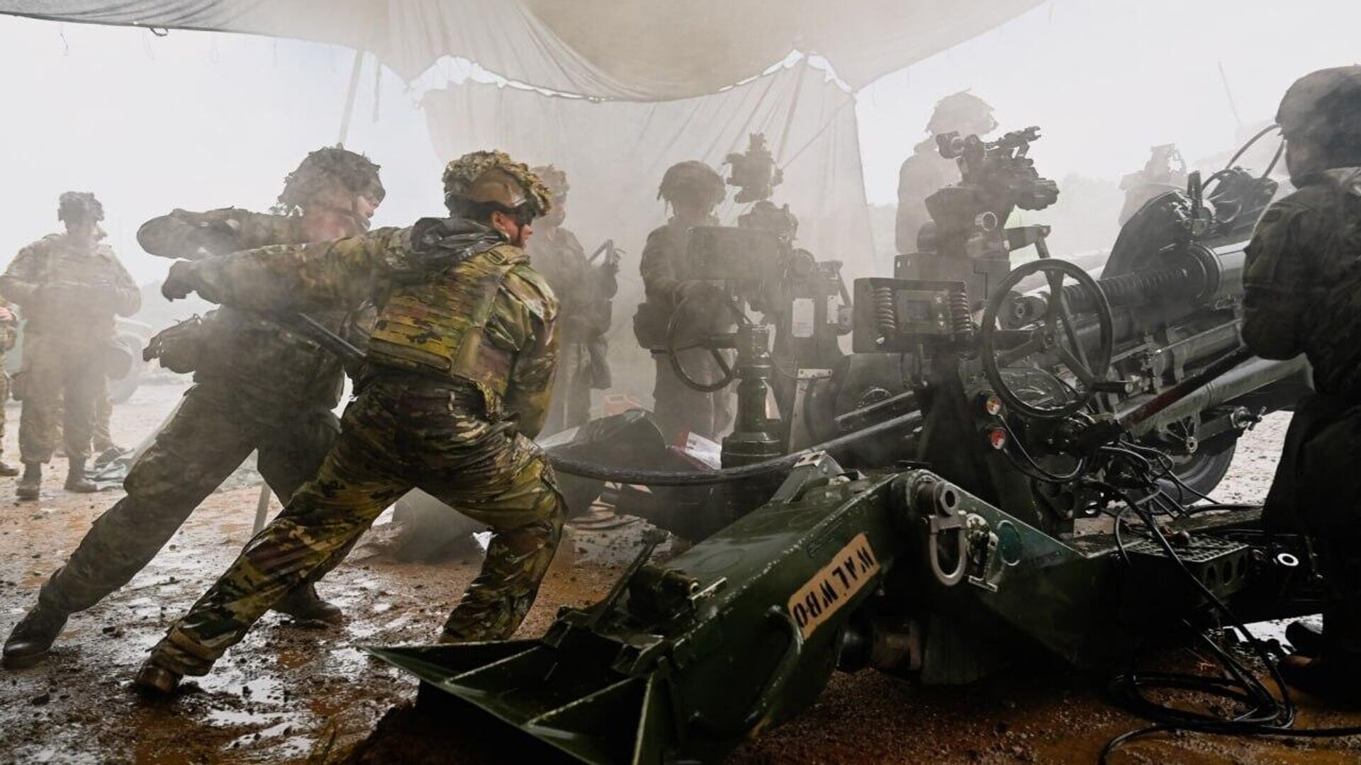 🪖 Washington afirma que no tiene miedo de usar su poder militar 🪖 Washington afirma que no tiene miedo de usar su poder militar - Sputnik Mundo, 1920, 10.09.2025