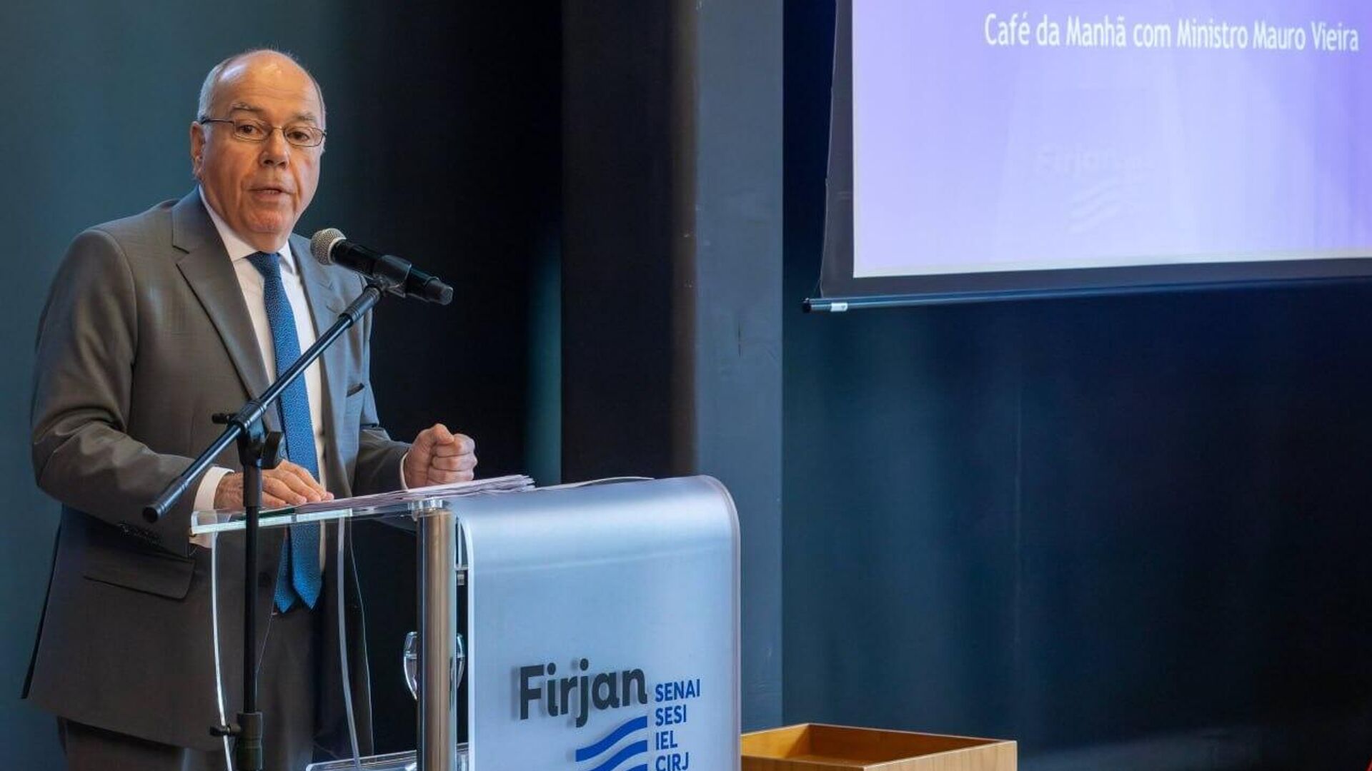 Cancillería de Brasil condena la presión externa contra la democracia nacional Cancillería de Brasil condena la presión externa contra la democracia nacional - Sputnik Mundo, 1920, 10.09.2025