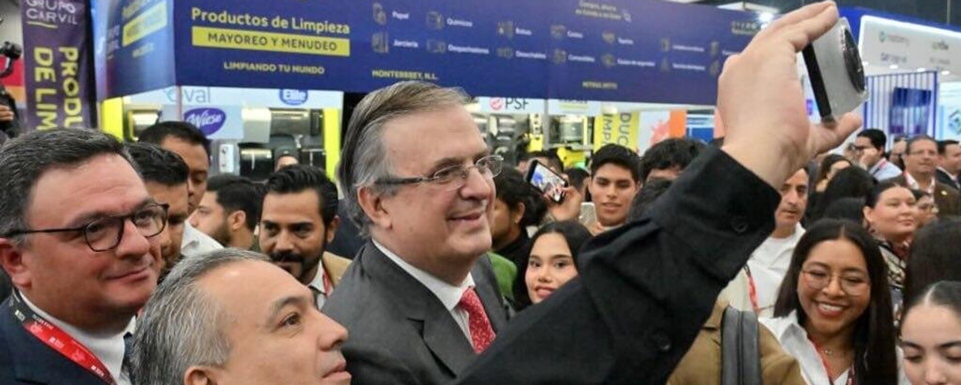 No veo un punto de ruptura: secretario de Economía de México muestra optimismo rumbo a la revisión del T-MEC - Sputnik Mundo, 1920, 10.09.2025