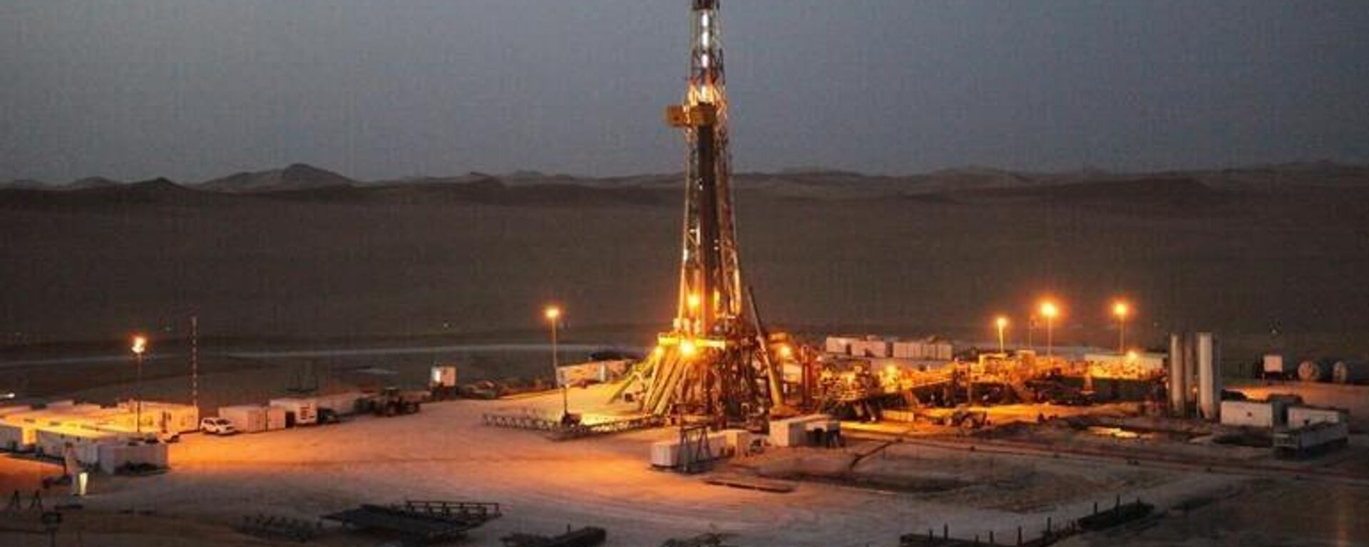 Yacimiento de Vaca Muerta, Neuquén, Argentina - Sputnik Mundo, 1920, 09.10.2025