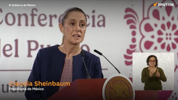 Sheinbaum responde al expresidente Calderón: Entreguista, vendepatrias - Sputnik Mundo