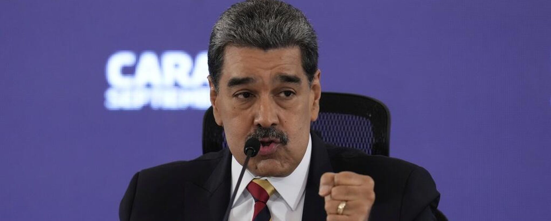 El presidente de Venezuela, Nicolás Maduro, ofrece una rueda de prensa en Caracas, Venezuela, el lunes 1 de septiembre de 2025. - Sputnik Mundo, 1920, 11.09.2025