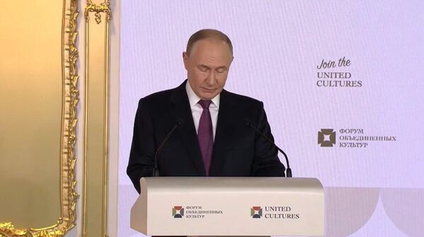 Putin se manifiesta en contra de la devaluación de los valores de la libertad y los derechos humanos - Sputnik Mundo