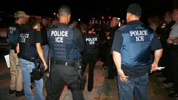 Cancillería mexicana exige investigación sobre muerte de migrante irregular en Chicago - Sputnik Mundo