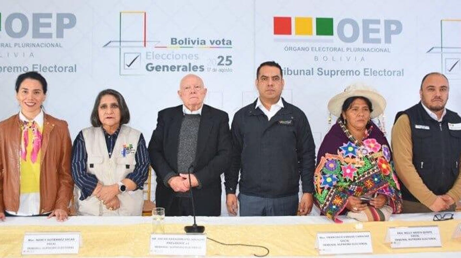 Tribunal Electoral de Bolivia va contra la desinformación rumbo al balotaje Tribunal Electoral de Bolivia va contra la desinformación rumbo al balotaje - Sputnik Mundo, 1920, 14.09.2025
