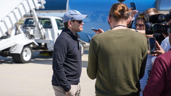 Rubio dice que EEUU responderá la próxima semana a la condena de Bolsonaro - Sputnik Mundo