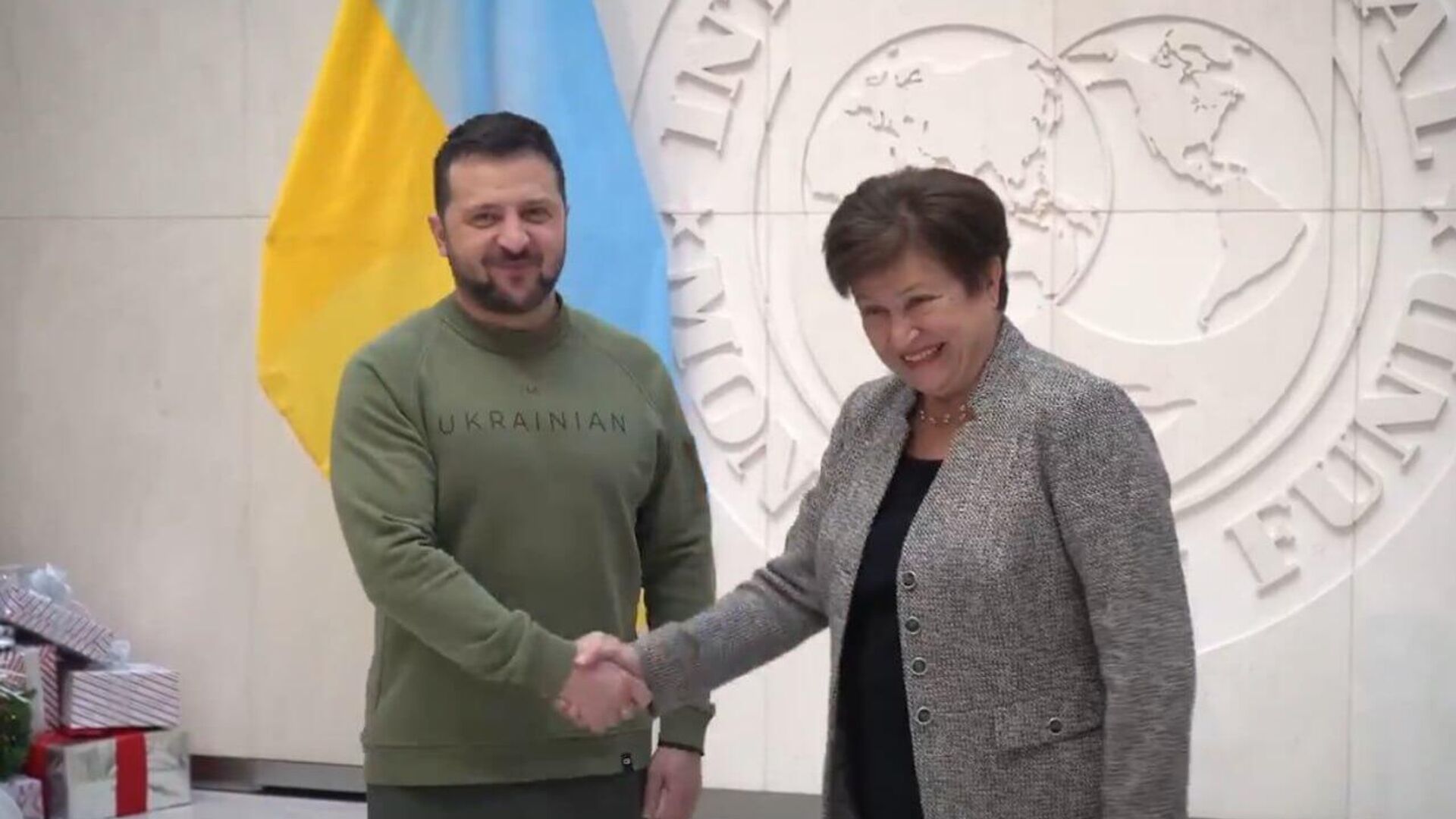 Las autoridades de EEUU tienen un papel fundamental en la toma de decisiones en el FMI Las autoridades de EEUU tienen un papel fundamental en la toma de decisiones en el FMI - Sputnik Mundo, 1920, 19.09.2025