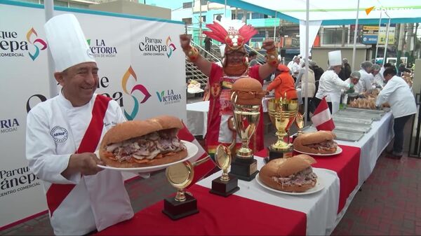 Reparten 10 - Sputnik Mundo