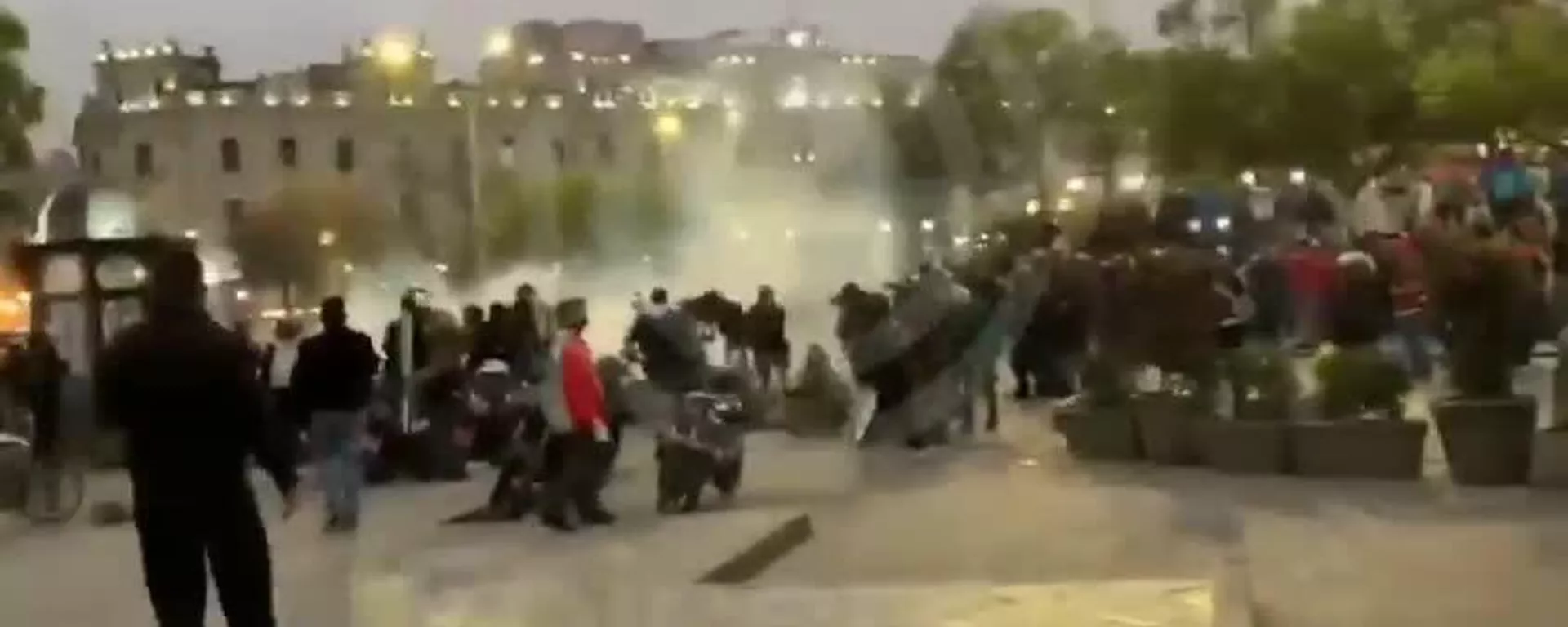 Jóvenes se manifiestan en Lima contra el Gobierno de Dina Boluarte - Sputnik Mundo, 1920, 21.09.2025