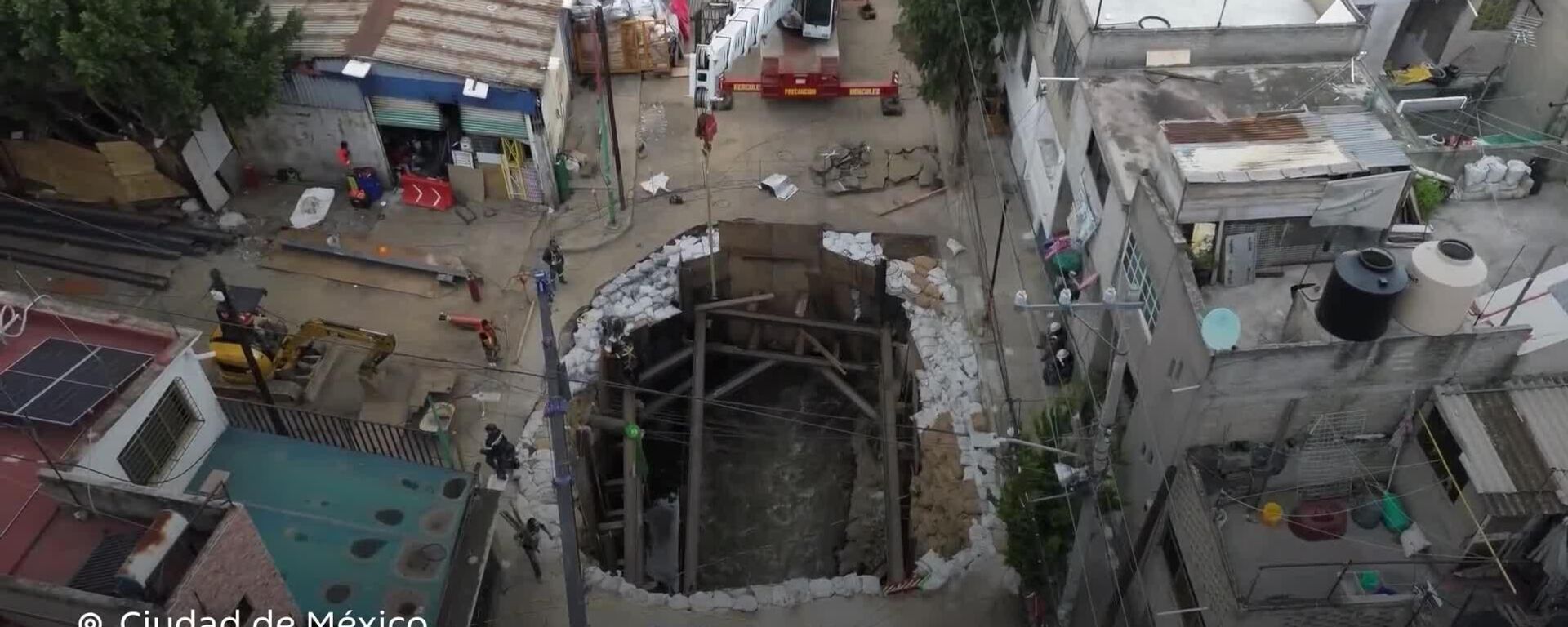 Socavones mantienen en alerta a los habitantes de la capital mexicana - Sputnik Mundo, 1920, 22.09.2025