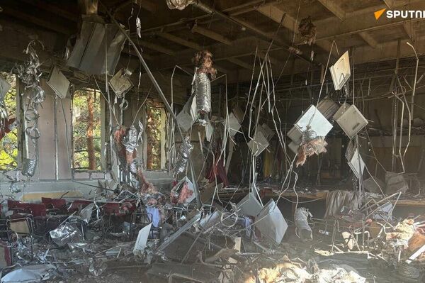 🪖 Imágenes de las secuelas del ataque ucraniano contra una escuela en Crimea - Sputnik Mundo