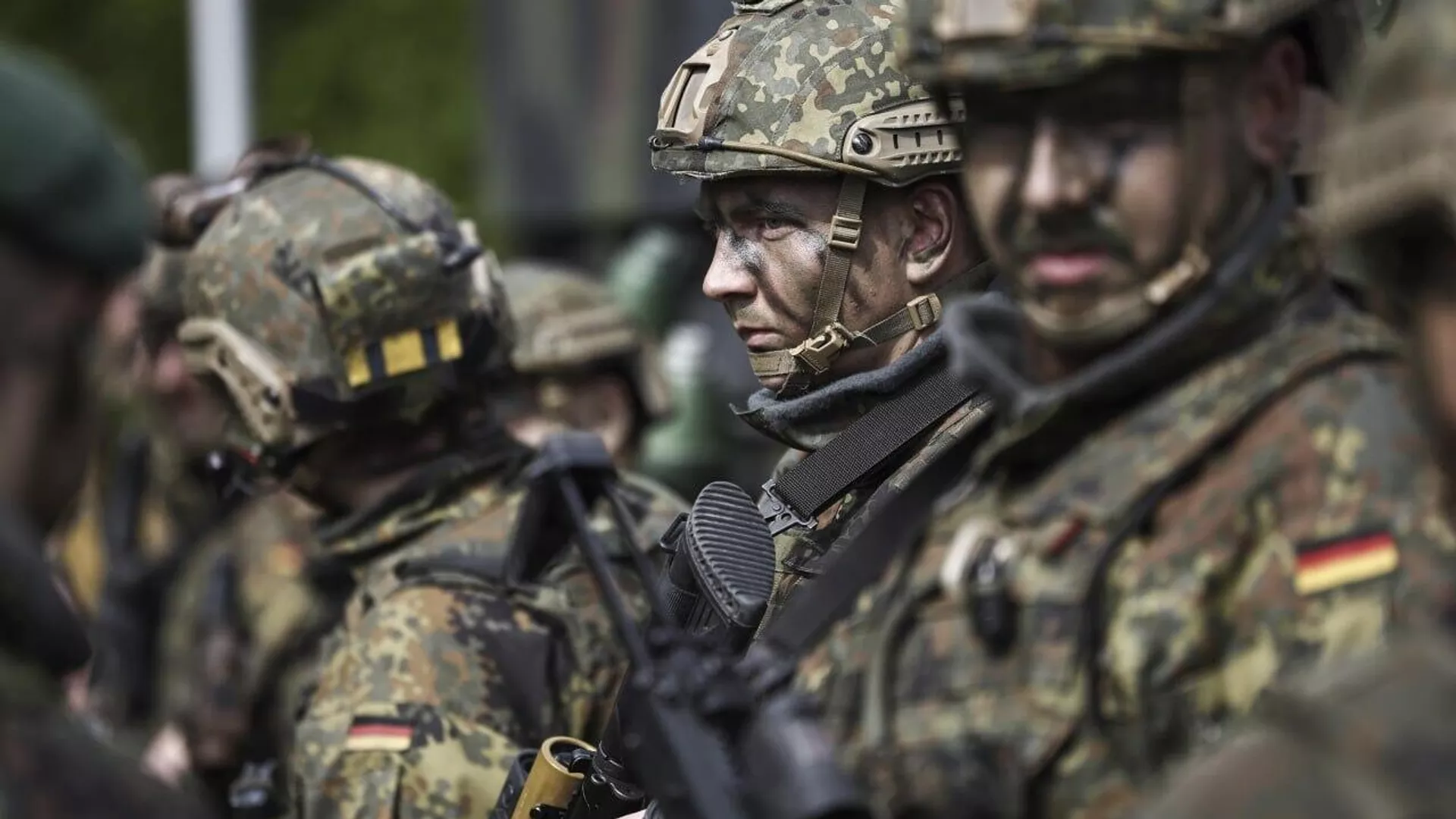 🪖 El discurso de Alemania sobre la amenaza rusa es una tapadera para impulsar la militarización, señala político alemán - Sputnik Mundo, 1920, 23.09.2025