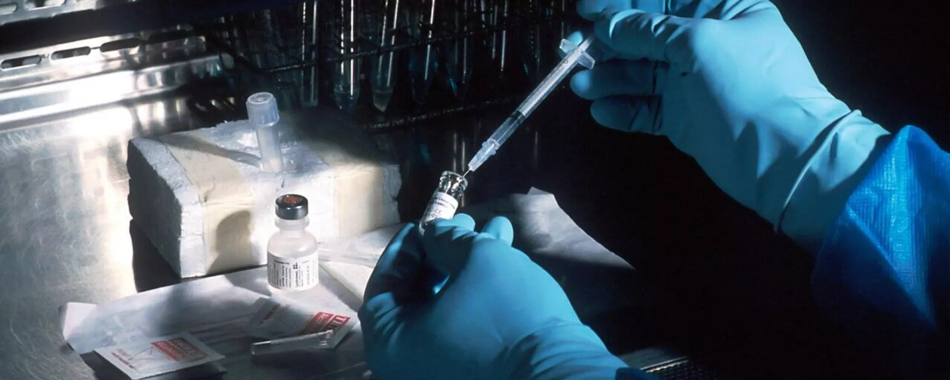 El tratamiento con una vacuna rusa contra el cáncer podría comenzar en 1-1,5 meses - Sputnik Mundo, 1920, 23.09.2025