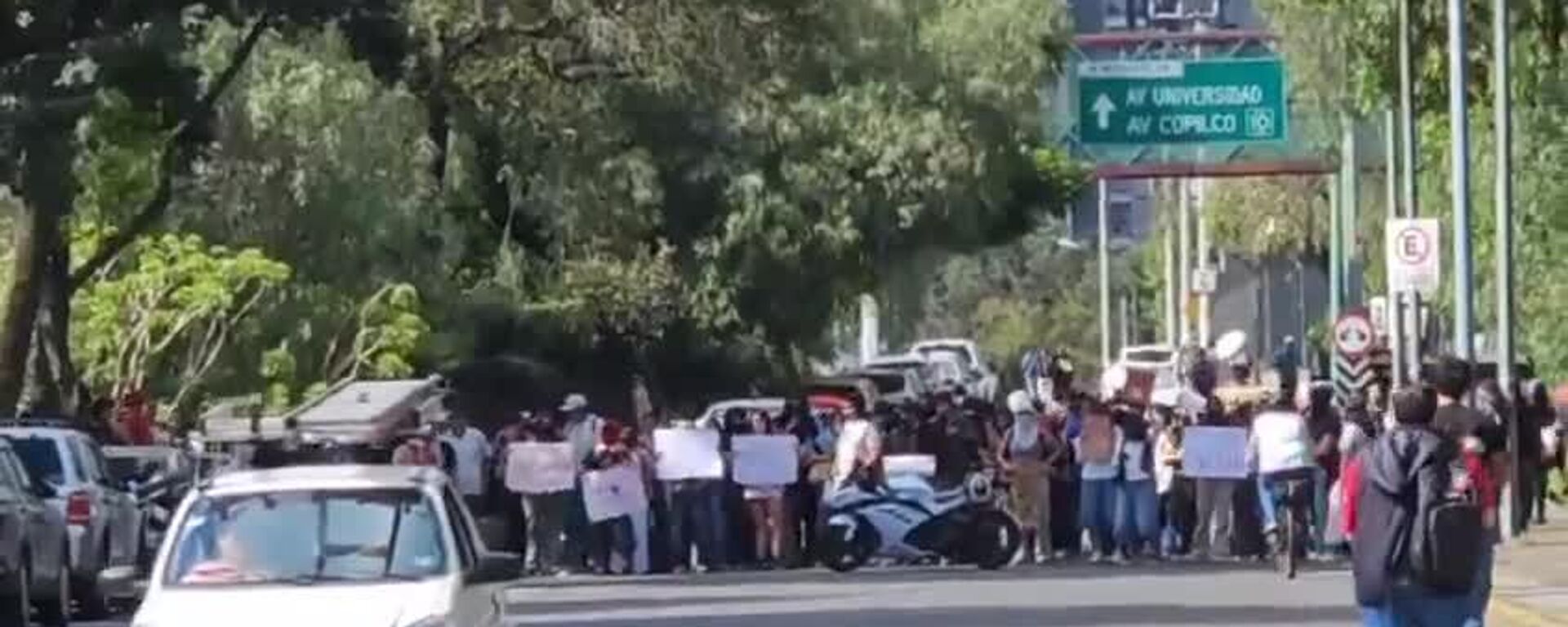 Jóvenes se manifiestan tras homicidio de estudiante de la UNAM - Sputnik Mundo, 1920, 24.09.2025
