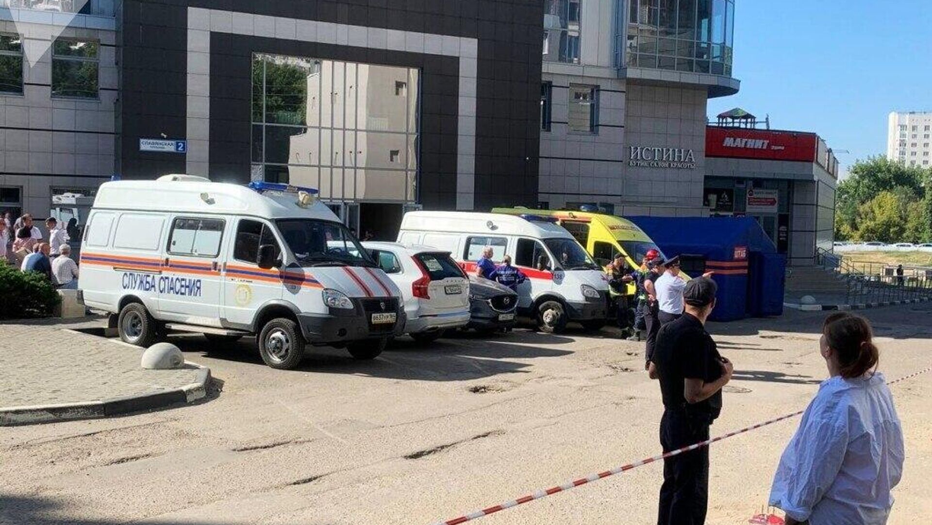 🪦 Al menos dos muertos y varios heridos en un ataque ucraniano con drones contra el sur de Rusia 🪦 Al menos dos muertos y varios heridos en un ataque ucraniano con drones contra el sur de Rusia - Sputnik Mundo, 1920, 24.09.2025