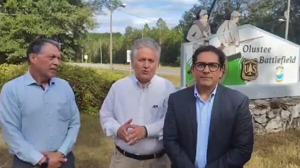 Autoridades mexicanas reportan un drama humano en nuevo centro migratorio de Florida - Sputnik Mundo