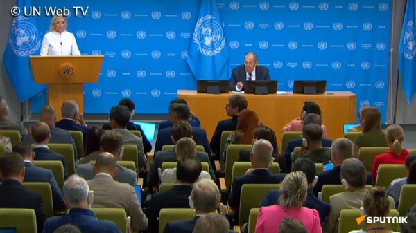 Lavrov declara que contar con el retorno a las fronteras de 2022 en Ucrania sería una ceguera política - Sputnik Mundo