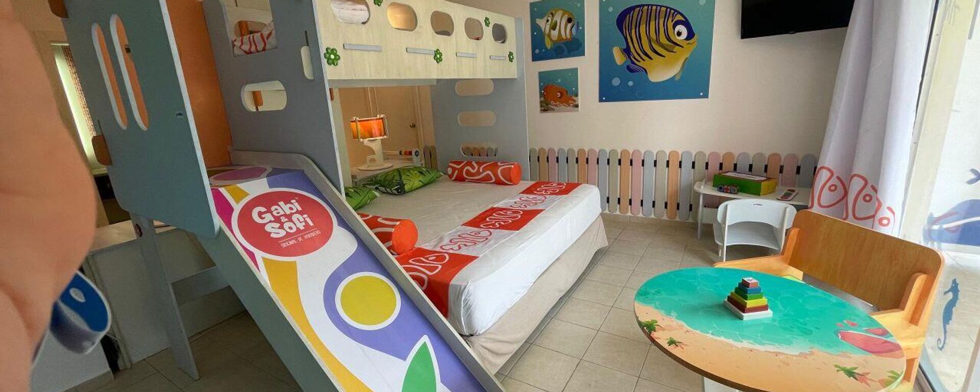 Labor de la marca infantil Gabi & Sofi en Cuba Labor de la marca infantil Gabi & Sofi en Cuba - Sputnik Mundo, 1920, 28.09.2025