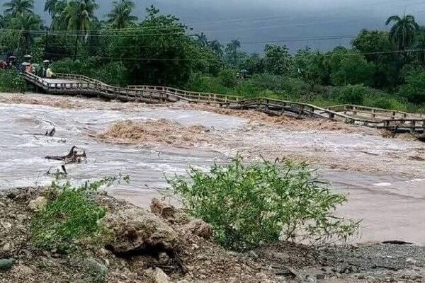 La tormenta tropical Imelda causa estragos en Cuba La tormenta tropical Imelda causa estragos en Cuba - Sputnik Mundo