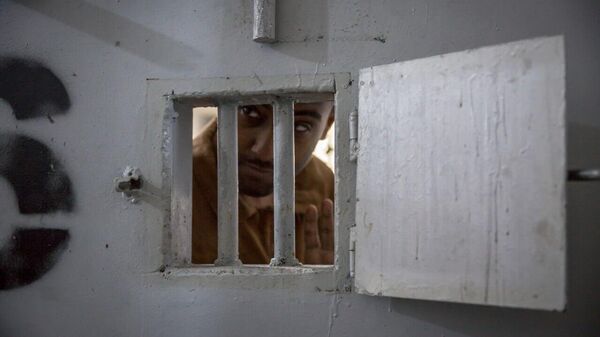 En Reino Unido se liberó por error a un número sin precedentes de reclusos - Sputnik Mundo