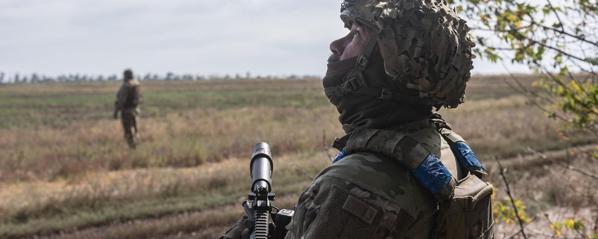 Soldados ucranianos durante la operación militar especial - Sputnik Mundo, 1920, 30.09.2025