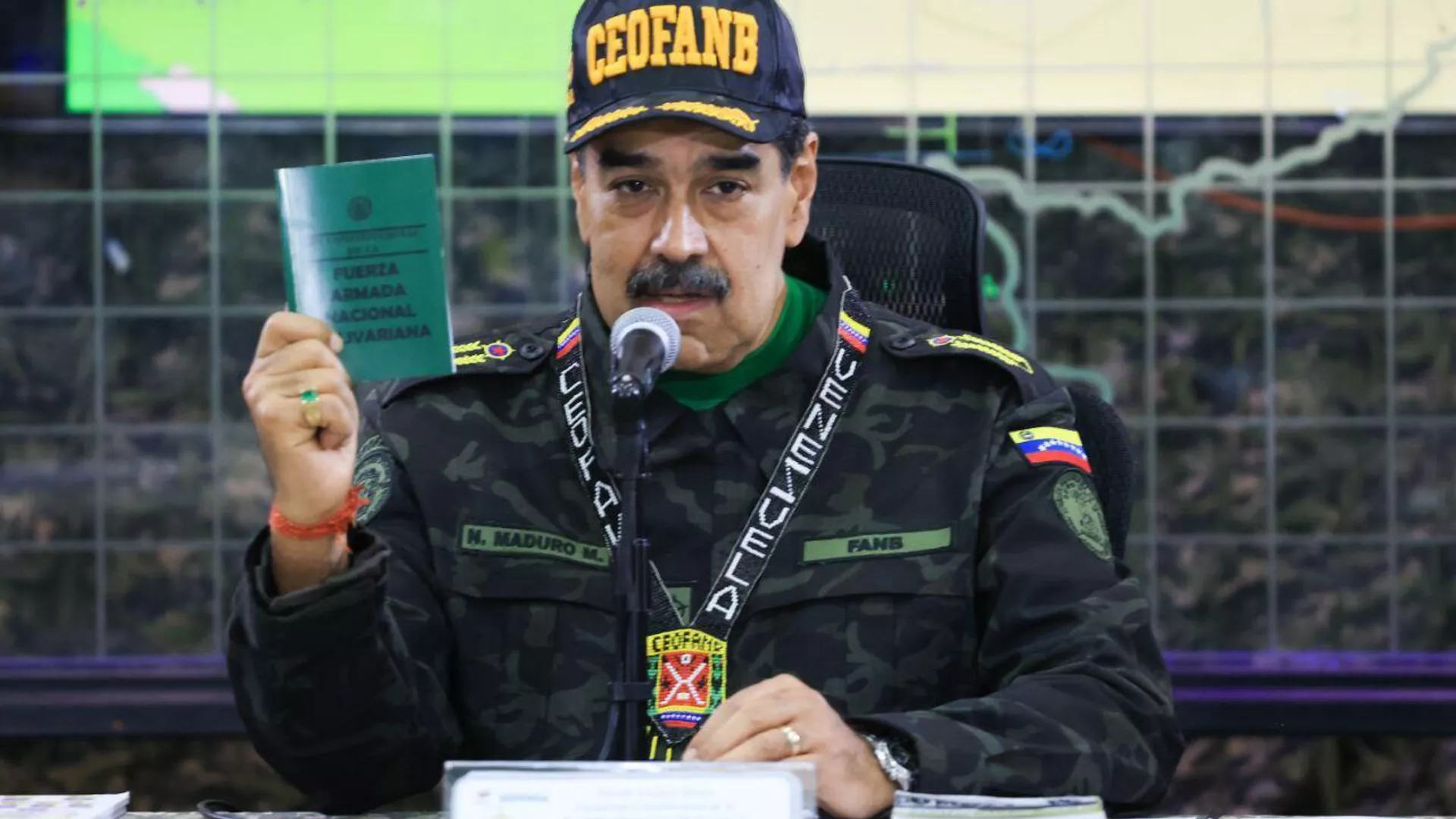 Una estrategia contra la amenaza: ¿Qué alcance tiene el Decreto de Conmoción Exterior firmado por Maduro? - Sputnik Mundo, 1920, 01.10.2025