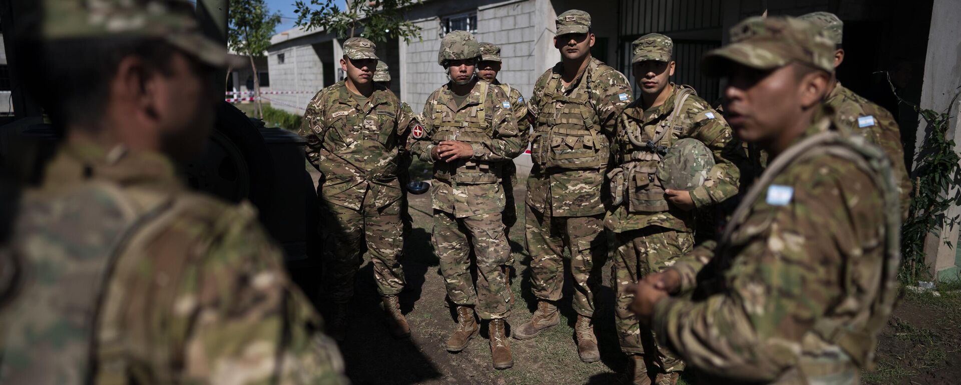 Soldados en Argentina. - Sputnik Mundo, 1920, 02.10.2025