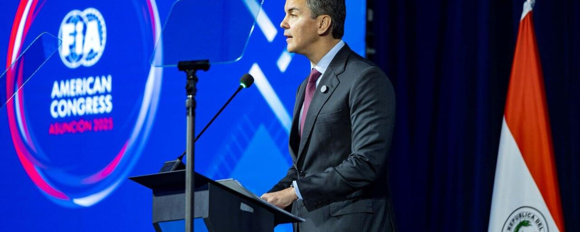 🪧 Las protestas de la 'Generación Z' llegaron a Paraguay y apuntan contra el Gobierno - Sputnik Mundo, 1920, 02.10.2025