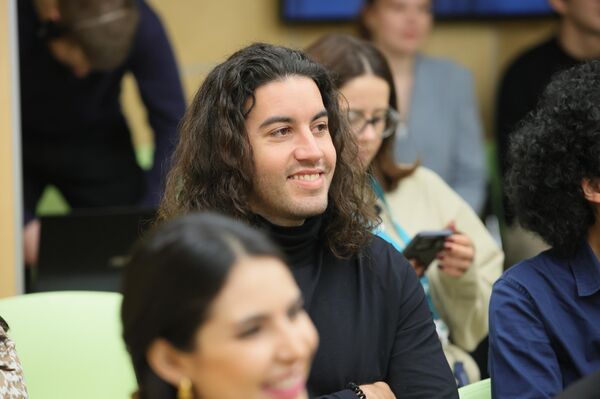 Participantes de la sesión de formación SputnikPro para periodistas de América Latina. - Sputnik Mundo