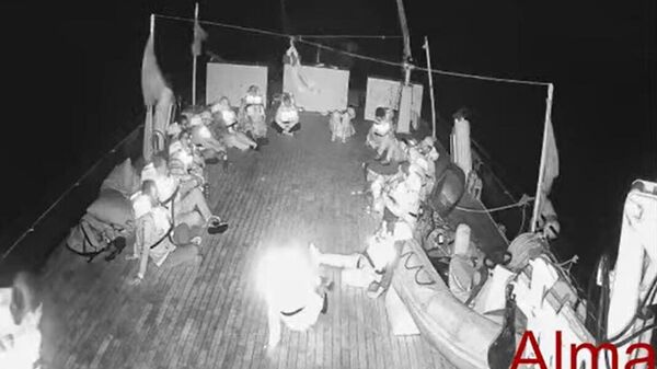 🪧 🪧 Sindicatos italianos anuncian huelga en solidaridad con la Flotilla Global Sumud - Sputnik Mundo