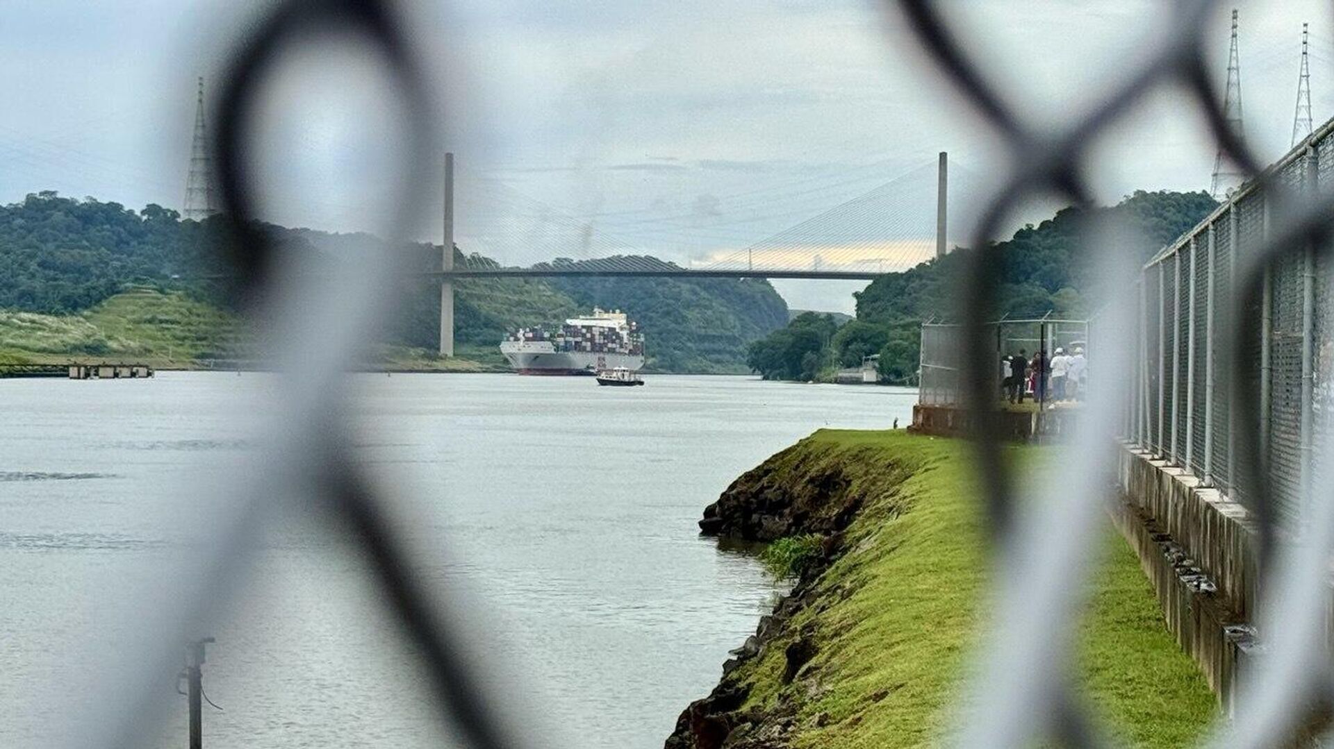 Encuesta muestra masivo rechazo en Panamá a la participación de EEUU en el Canal Encuesta muestra masivo rechazo en Panamá a la participación de EEUU en el Canal - Sputnik Mundo, 1920, 02.10.2025