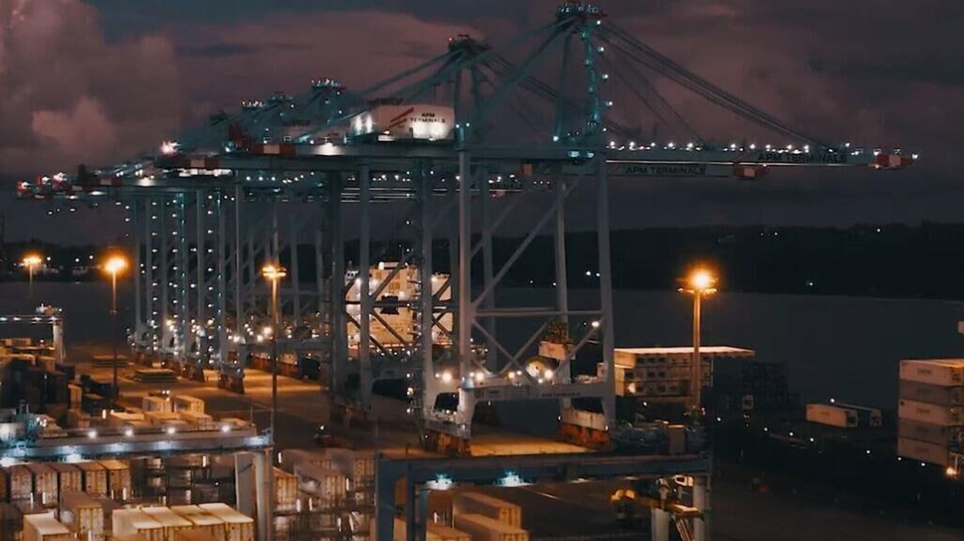 Inversión extranjera directa en Costa Rica registra su mayor descenso en cinco años Inversión extranjera directa en Costa Rica registra su mayor descenso en cinco años - Sputnik Mundo, 1920, 03.10.2025