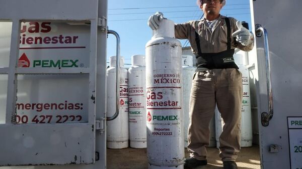 El Gobierno de México establece nuevas normas para el transporte de gas LP tras la tragedia en Iztapalapa - Sputnik Mundo